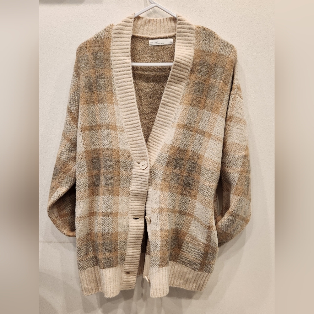 Oak + Fort Fuzzy Oversized Plaid Cardigan, Cream/Brown, Size US S.